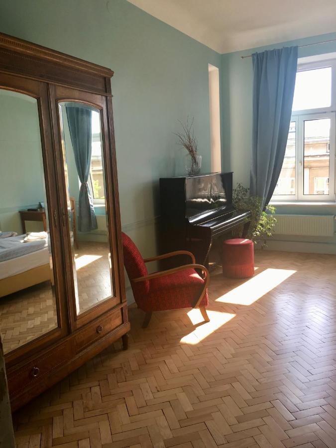 4Th Floor Bed And Breakfast 华沙 外观 照片
